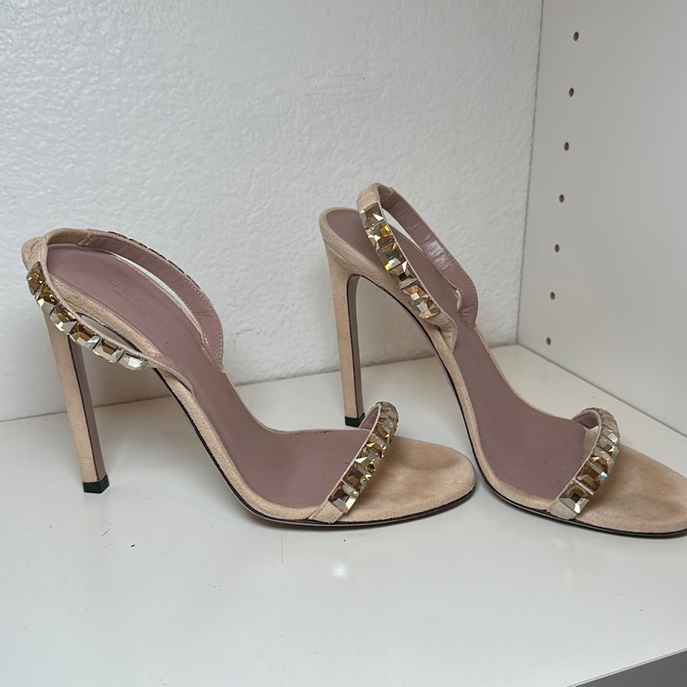Authentic Gucci heels ( SOLD )